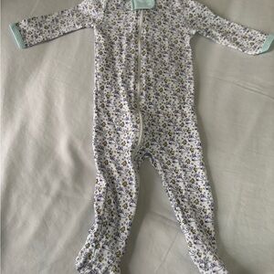 Vineyard Vines Easter one piece‎